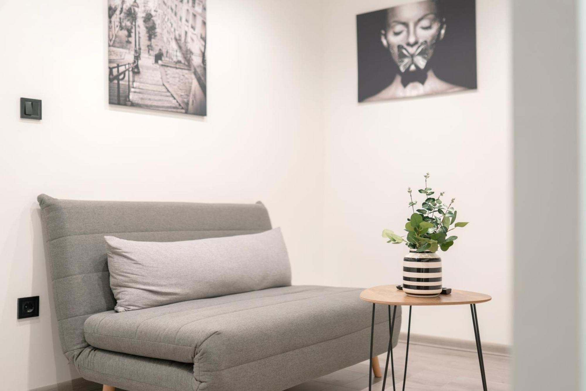 Minimalistic & Cozy On Joseph Boulevard * Будапешт
