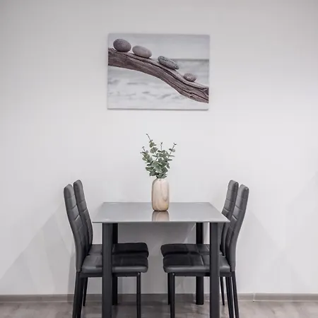 Central Minimalistic & Cozy Apartment On Joseph Boulevard Budapest Exterior photo