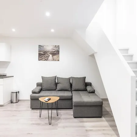 Central Minimalistic & Cozy Apartment On Joseph Boulevard Budapest Exterior photo