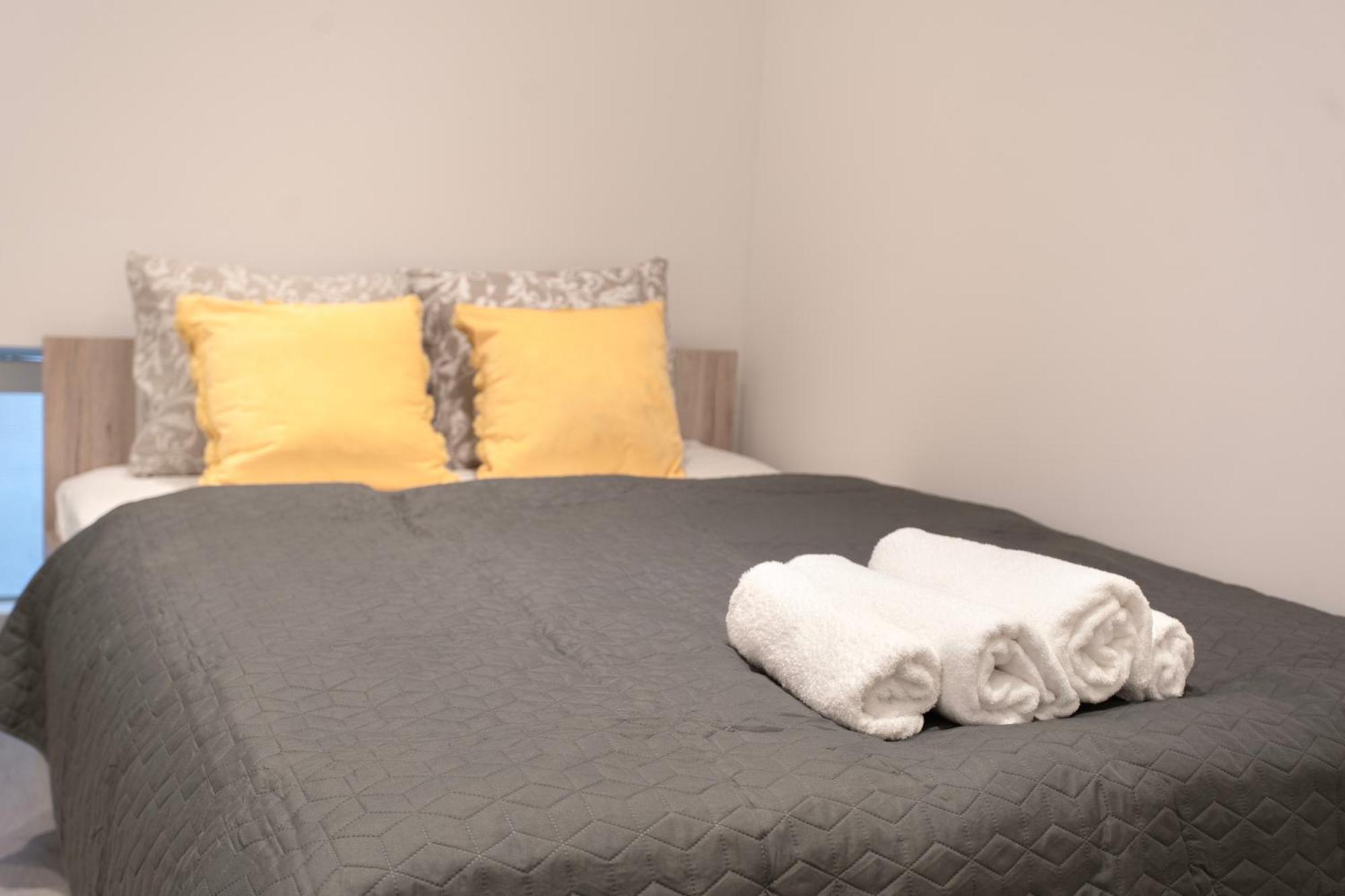 Minimalistic & Cozy On Joseph Boulevard Budapešť