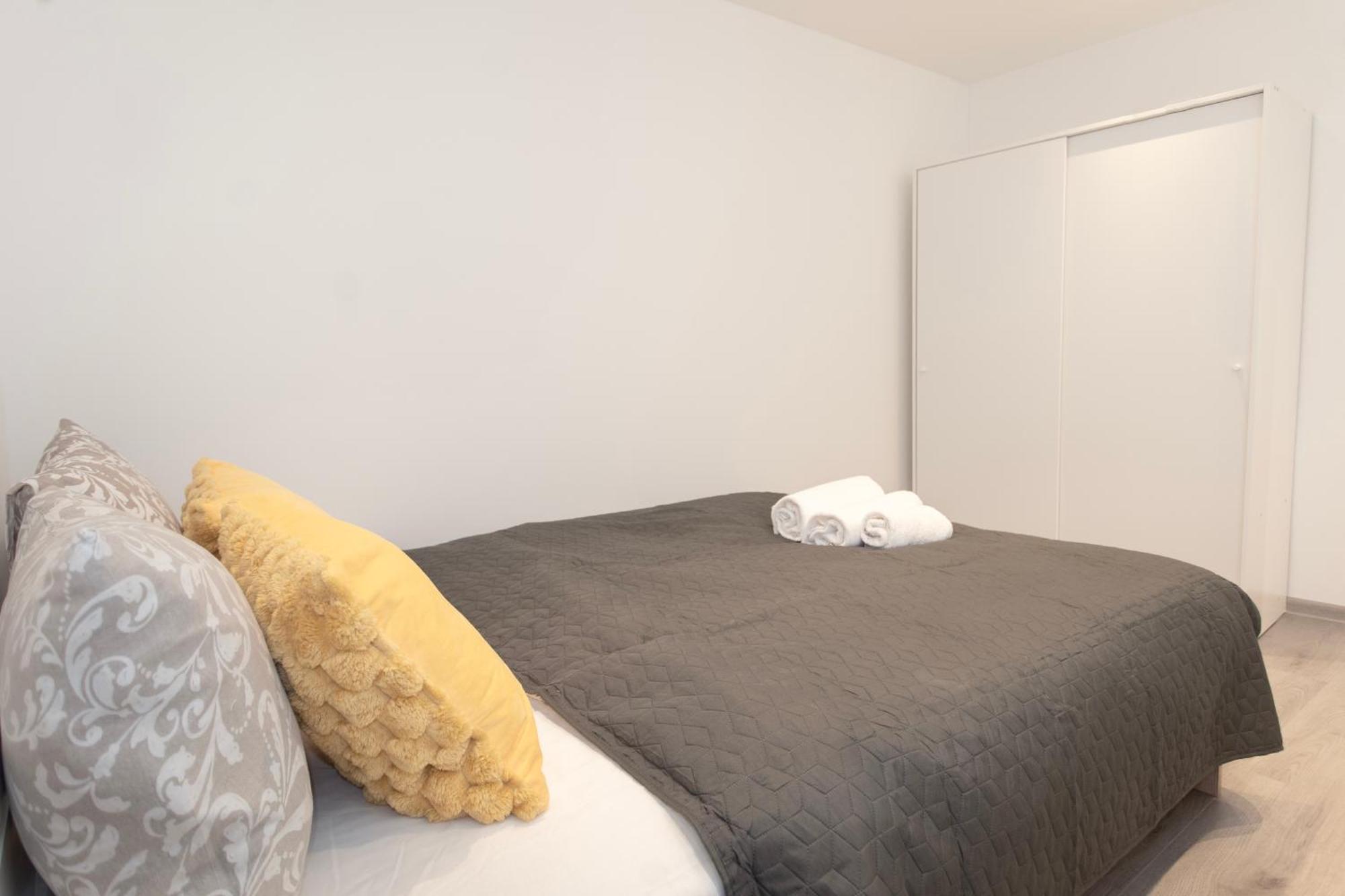 Minimalistic & Cozy On Joseph Boulevard Апартаменти Будапешт